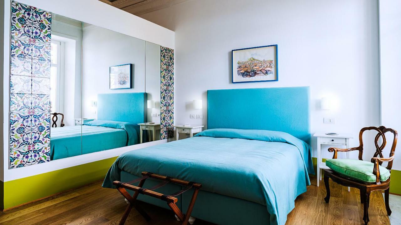 Hotel Donna Giulia, Luxury House Salerno Exterior foto