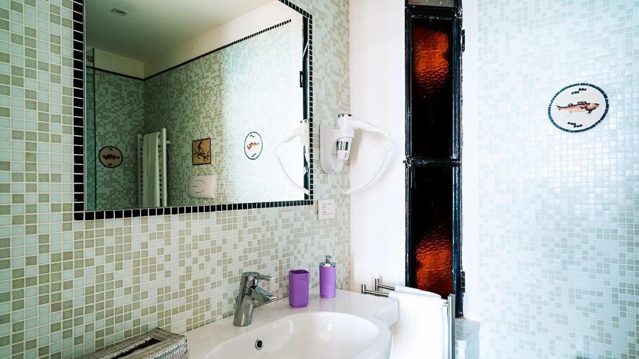 Hotel Donna Giulia, Luxury House Salerno Exterior foto