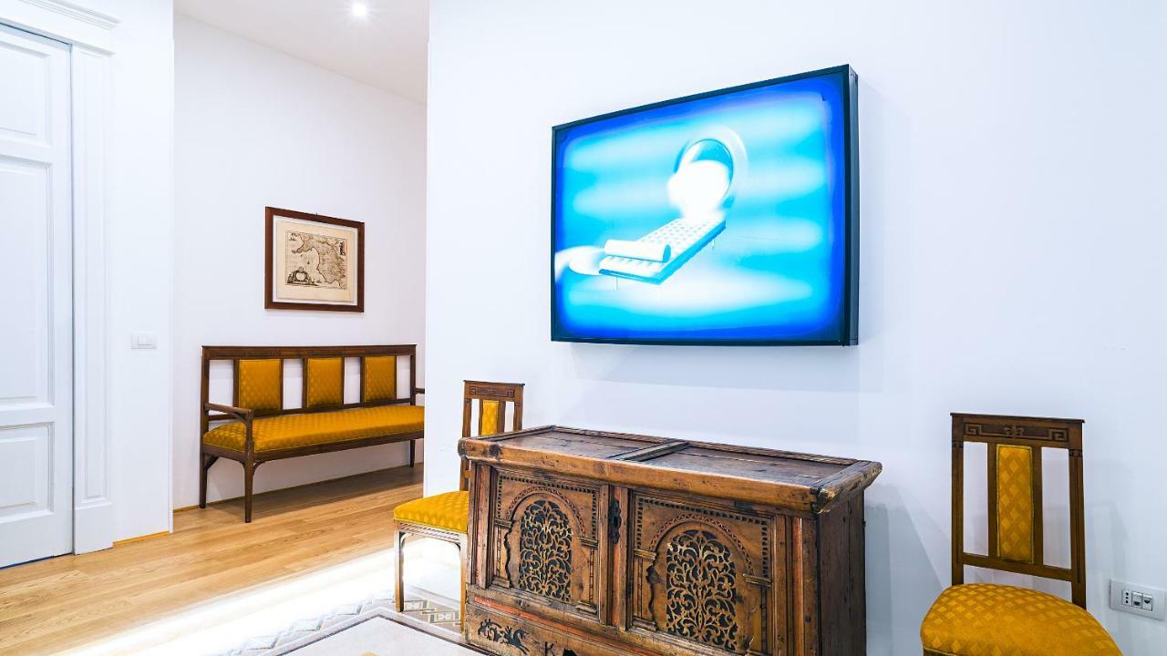 Hotel Donna Giulia, Luxury House Salerno Exterior foto